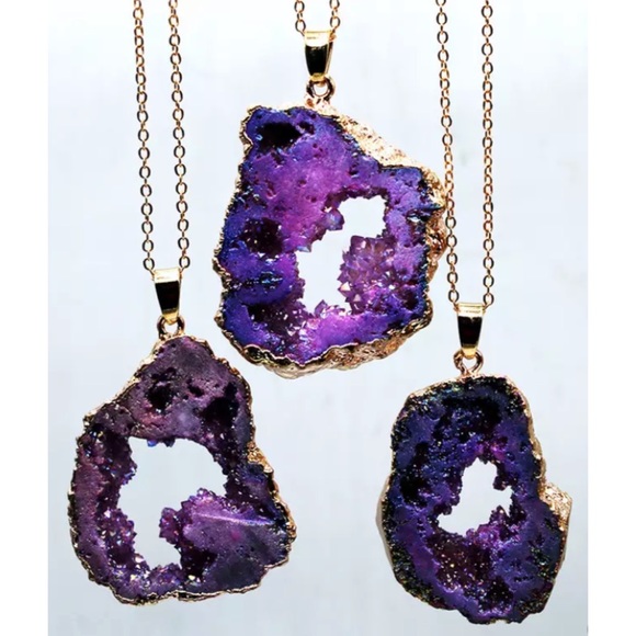 Jewelry - Natural Purple Druzy Quartz Geode Stone Necklace